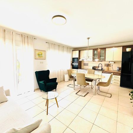 Apartment Sirius Podstrana Kültér fotó