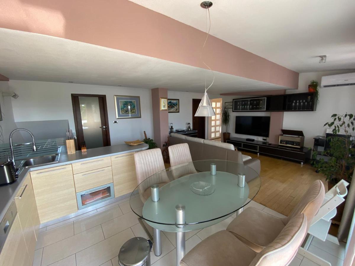 Apartment Sirius Podstrana Kültér fotó